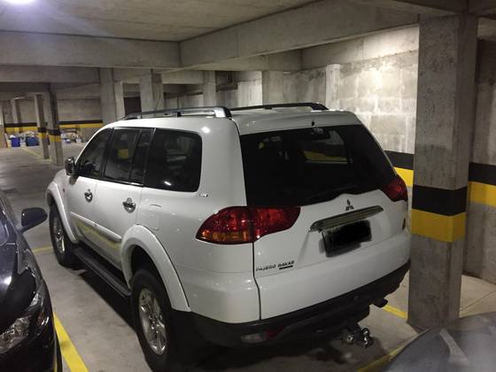 MITSUBISHI PAJERO DAKAR 3.2 HPE 4X4 7 LUGARES 16V TURBO INTERCOOLER DIESEL 4P AUTOMÁTICO
